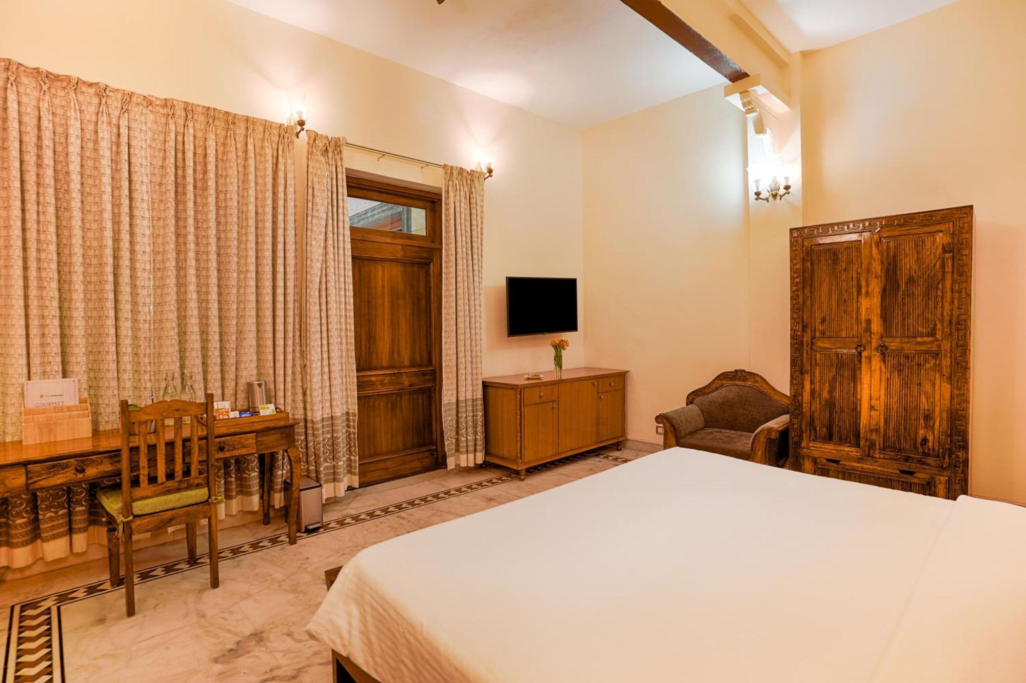 Club Mahindra Bharatpur Hotel Luaran gambar