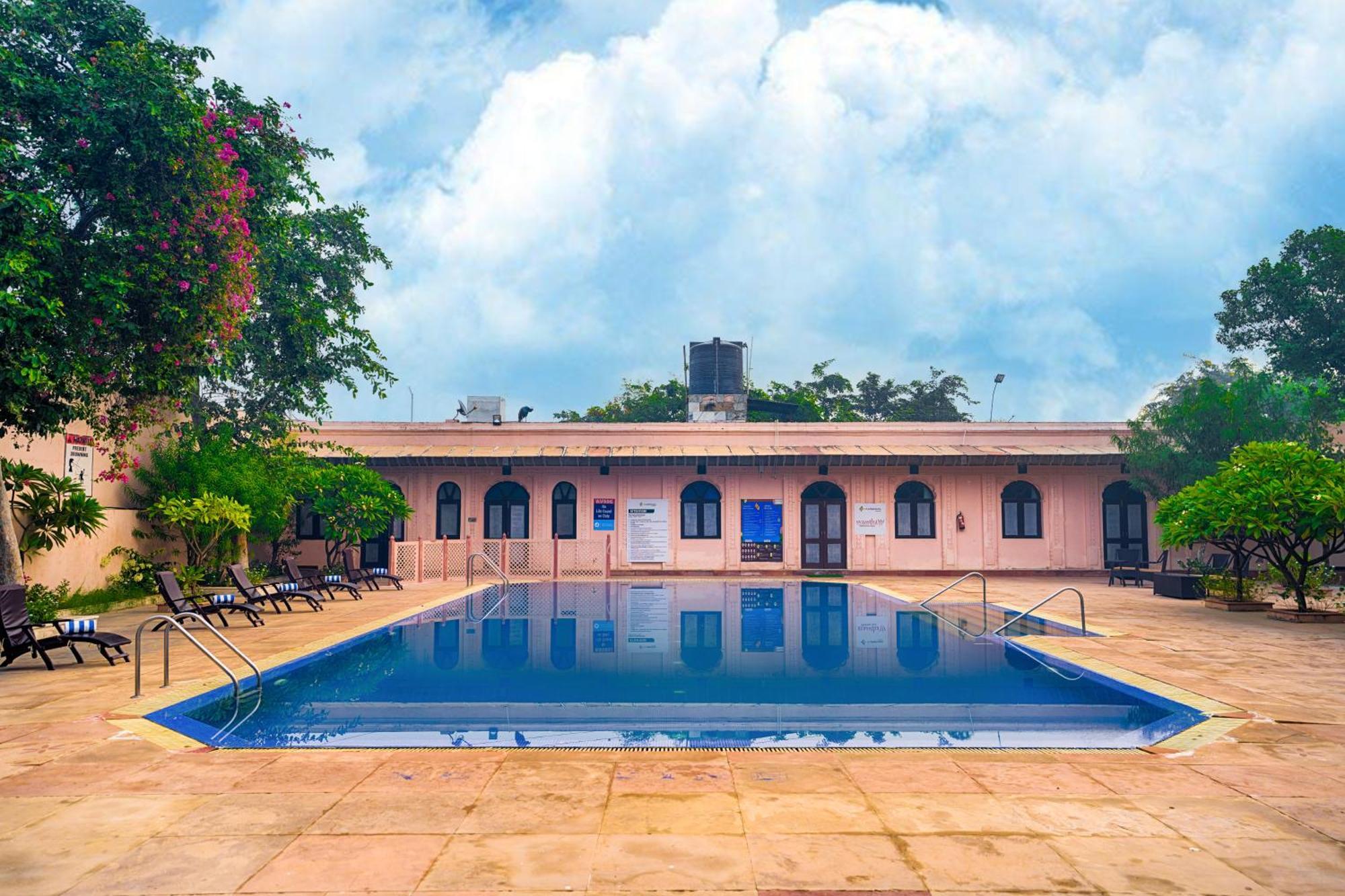 Club Mahindra Bharatpur Hotel Luaran gambar