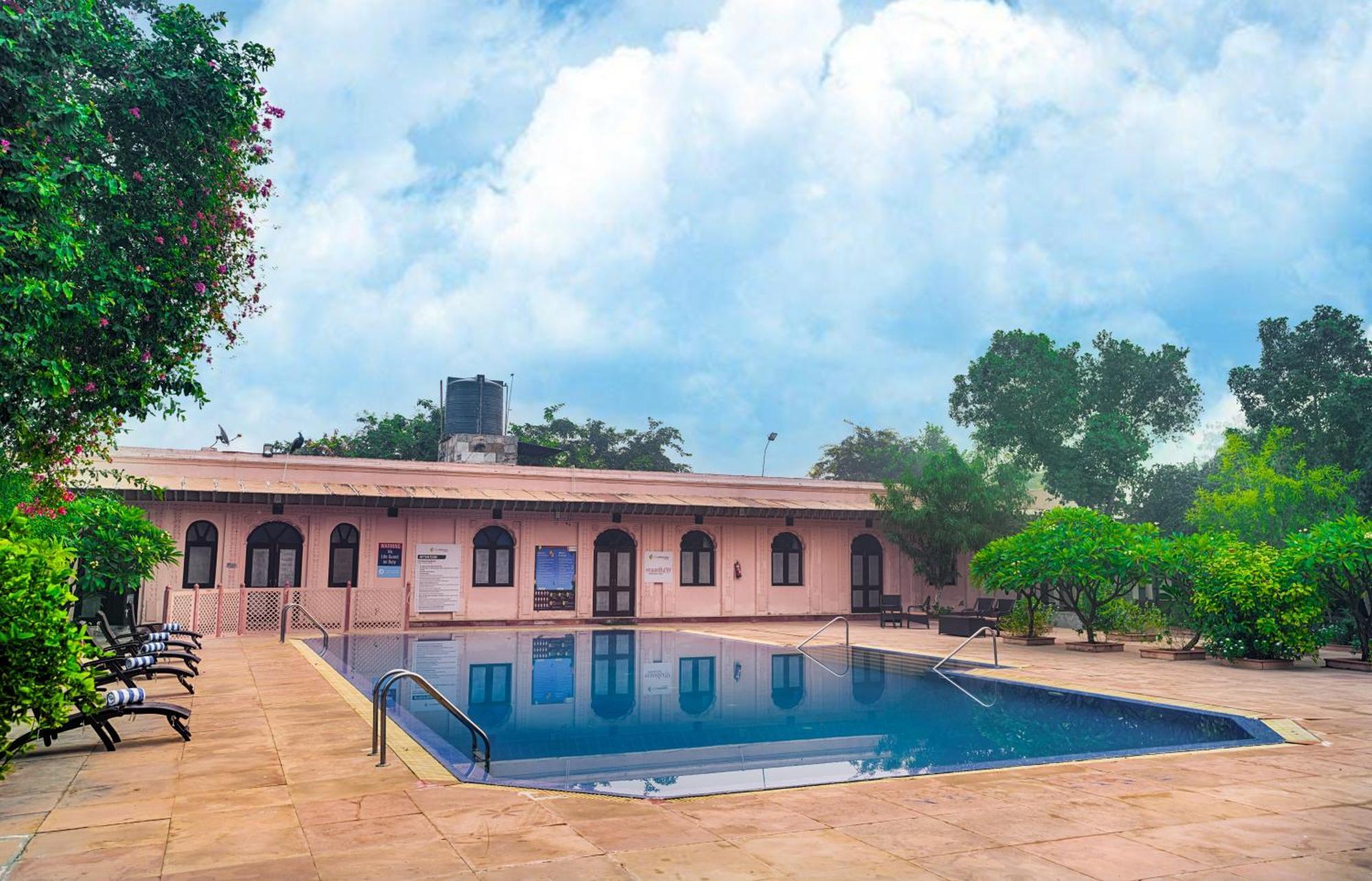 Club Mahindra Bharatpur Hotel Luaran gambar