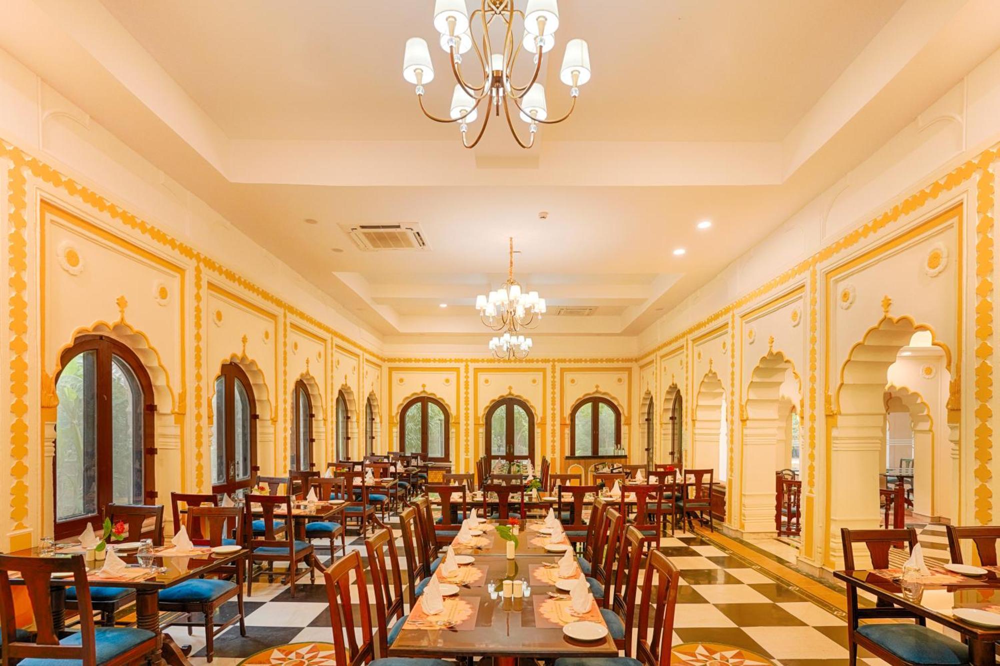 Club Mahindra Bharatpur Hotel Luaran gambar